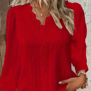 BCBGMaxAzria Red Ribbed V-Neck Long Sleeve Top